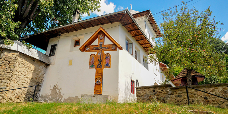 hoa religious displays